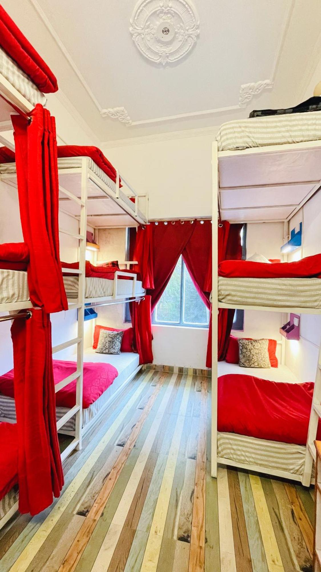 Hostel Mitra Mcleodganj McLeod Ganj Exterior foto
