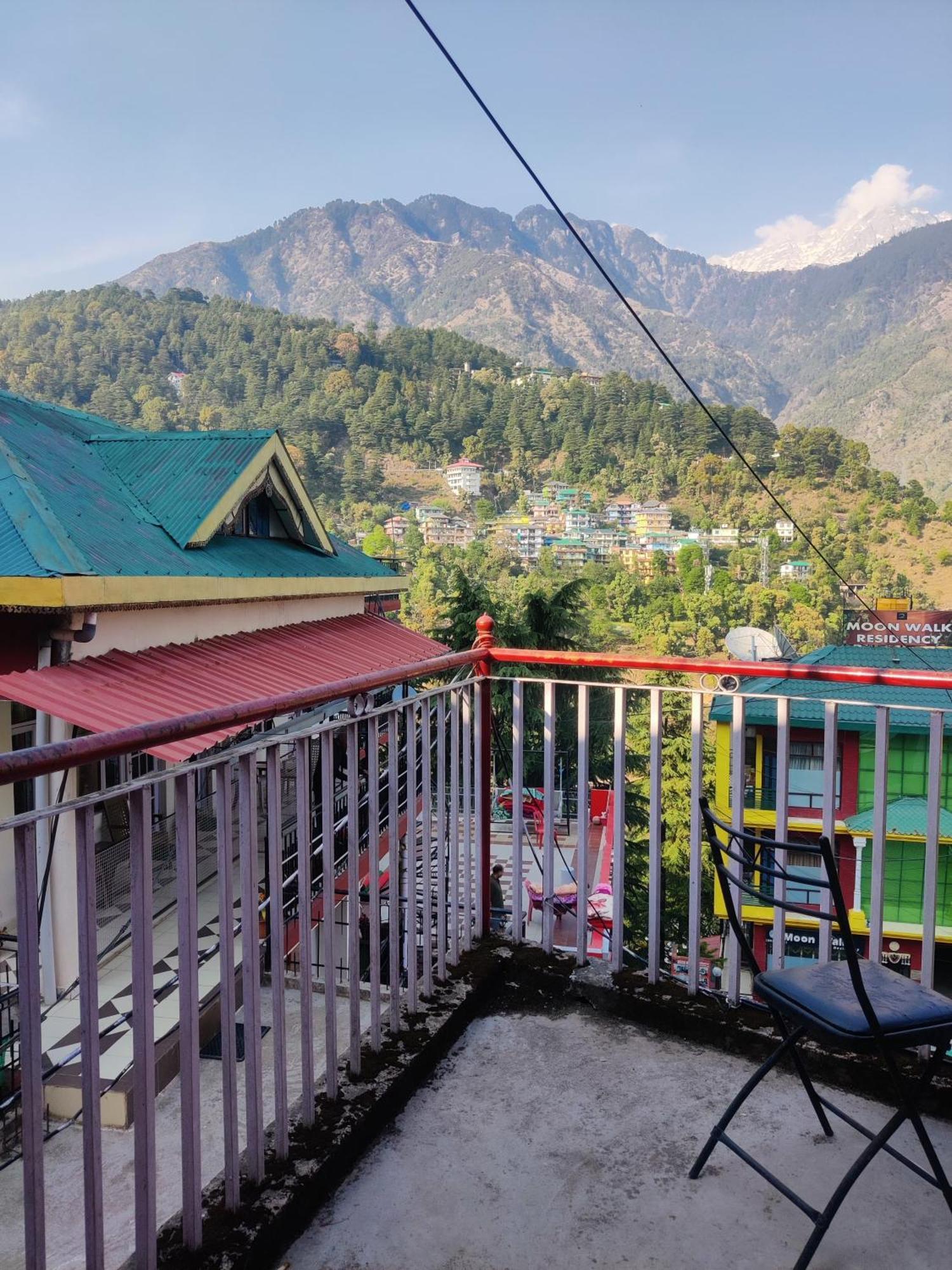 Hostel Mitra Mcleodganj McLeod Ganj Exterior foto